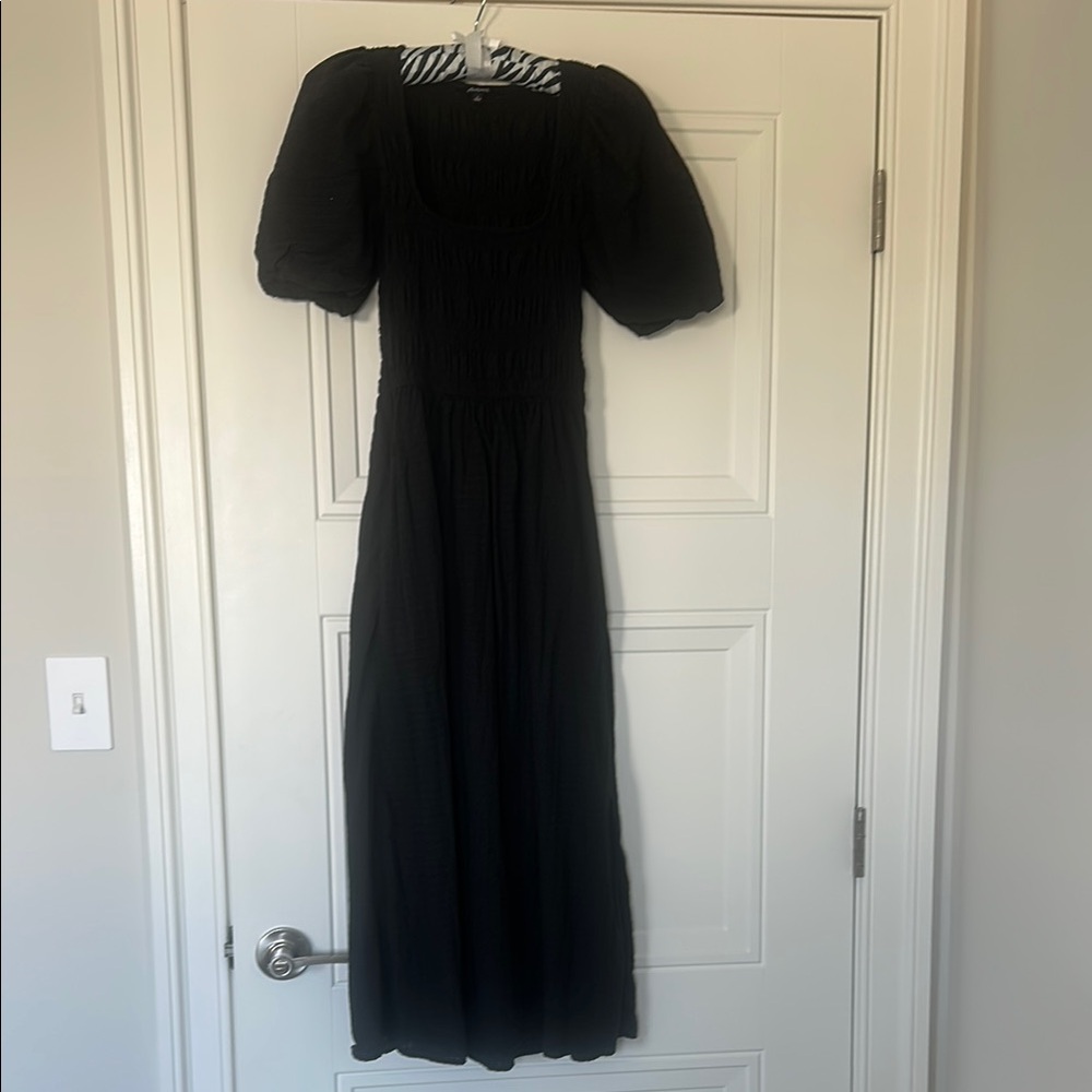 Elegant Black Puff Sleeve Dress